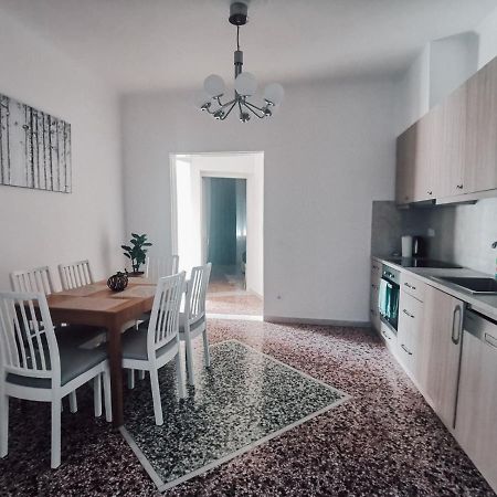 Rodies Apartment Chalkís المظهر الخارجي الصورة