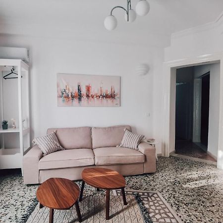 Rodies Apartment Chalkís المظهر الخارجي الصورة