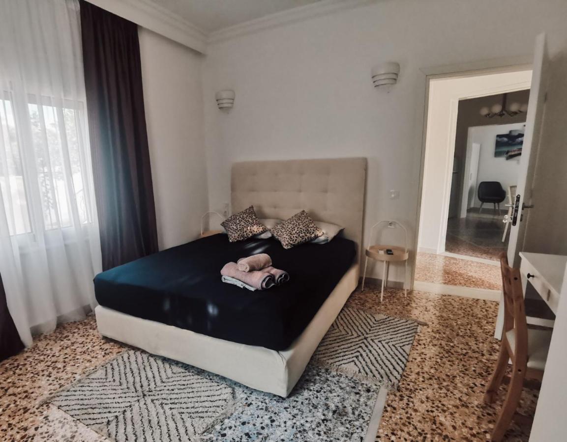 Rodies Apartment Chalkís المظهر الخارجي الصورة