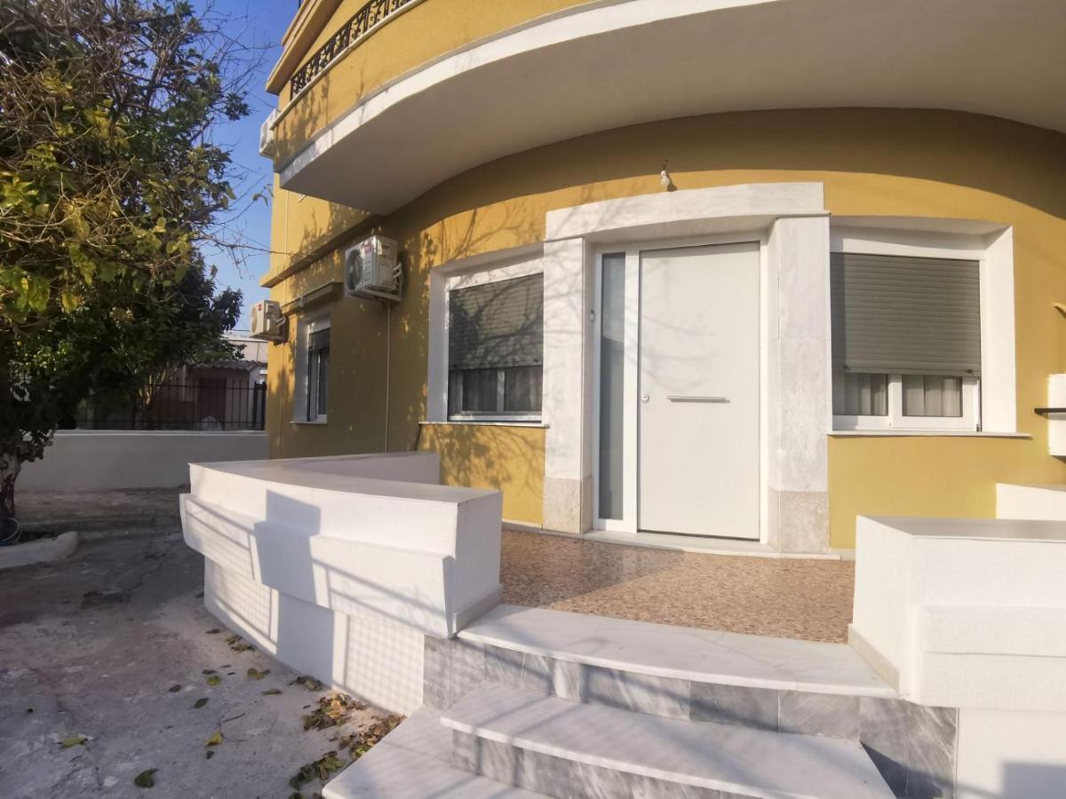 Rodies Apartment Chalkís المظهر الخارجي الصورة